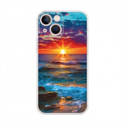 Силиконовый чехол Море на фоне заката на iPhone 13 mini