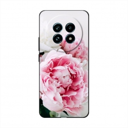 Матовый силиконовый чехол Розовые и белые пионы на Realme 13 Pro Plus